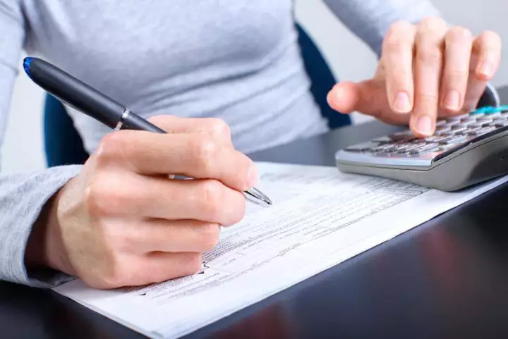 Je propose des plans fiscaux qui répondent à vos besoins.